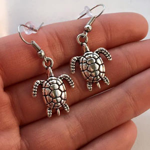 Silver Sea Turtle Dangle Earrings Gorgeous Party Gift